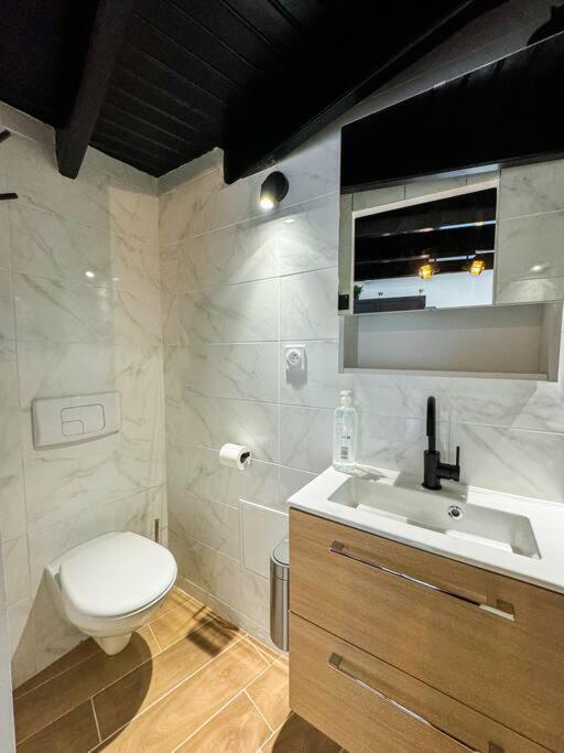 New: Calme Et Elegance *Face A La Gare*_Centrale Guingamp Exterior foto
